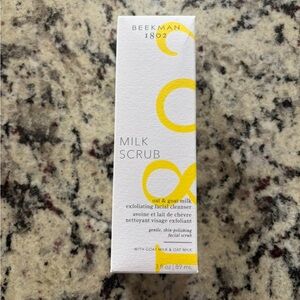 Beekman 1802 milk scrub